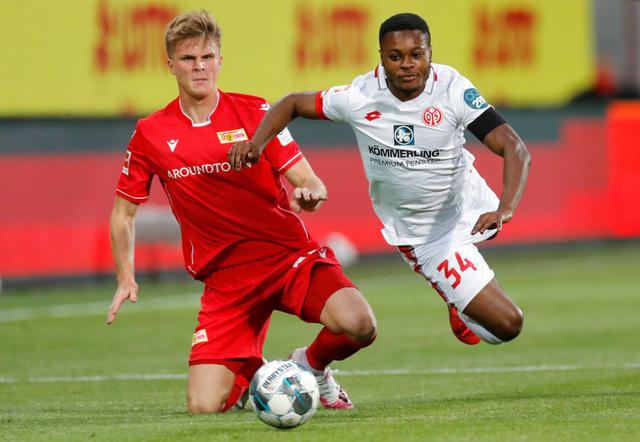 现代足球俱 现代足球俱