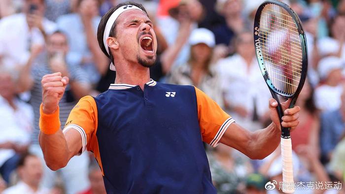 7个篮板 7个篮板