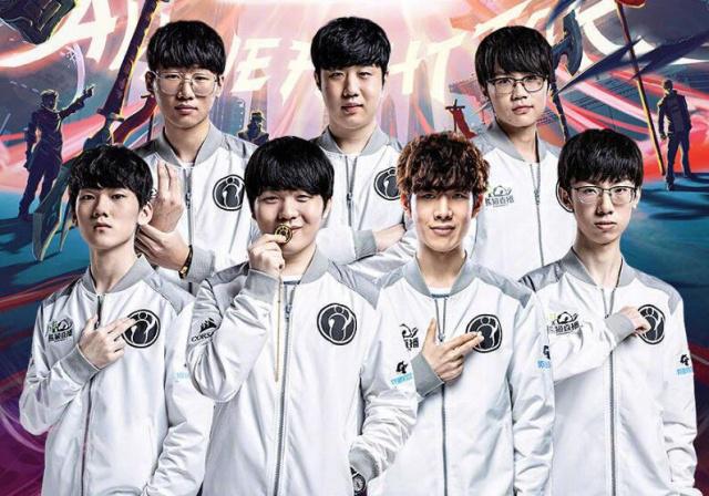 全场观众为 全场观众为