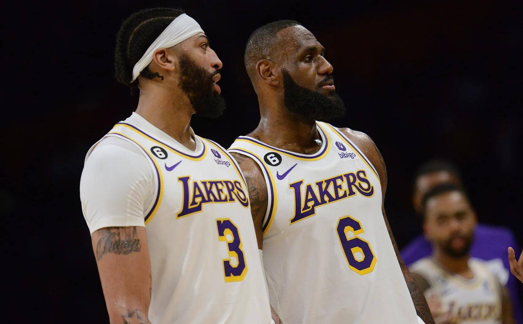 越是关键时 越是关键时